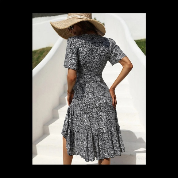 BRAND NEW DITSY FLORAL OVERLAP COLLAR RUFFLE TRIM WRAP DRESS - Picture 9 of 9